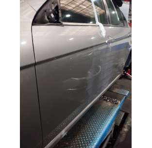 PUERTA DELANTERA IZQUIERDA... 2