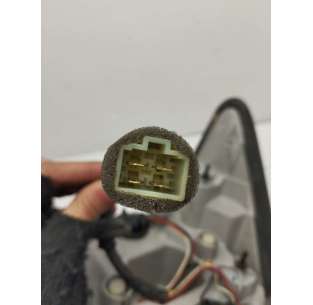 PILOTO TRASERO IZQUIERDO... 2