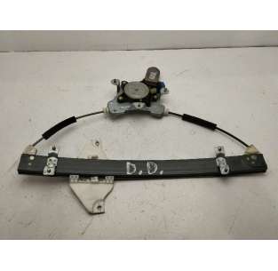 ELEVALUNAS DELANTERO...