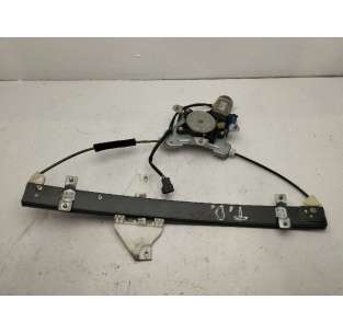 ELEVALUNAS TRASERO DERECHO...