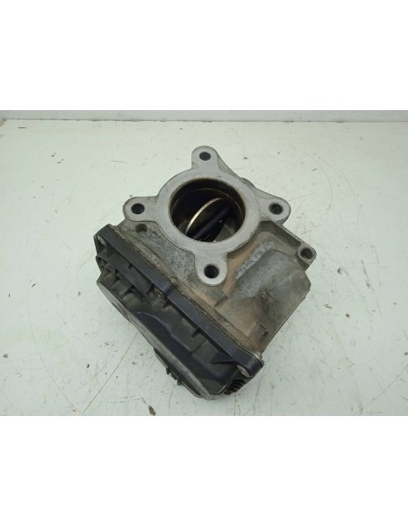 Recambio de caja mariposa para toyota yaris active referencia OEM IAM 261000N030  