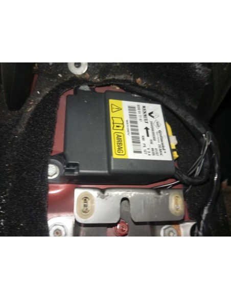 Recambio de centralita airbag para dacia logan mcv ambiance referencia OEM IAM 8200817787  