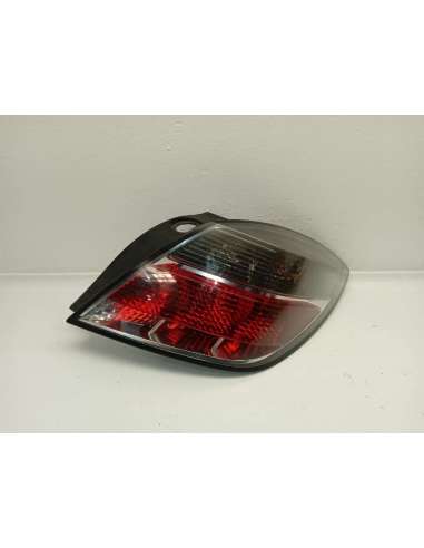PILOTO TRASERO DERECHO - 815506 /...