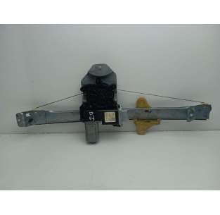 ELEVALUNAS DELANTERO...