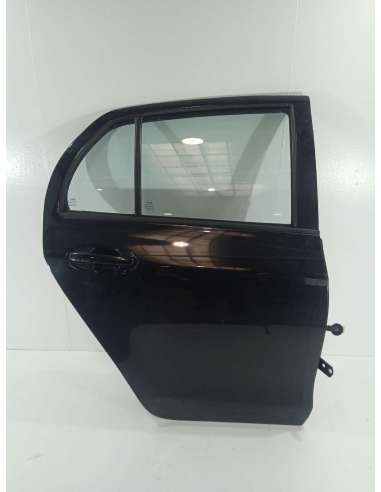 PUERTA TRASERA DERECHA TOYOTA YARIS...