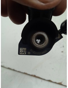 Recambio de inyector para toyota yaris active referencia OEM IAM 236700W020 BOSCH  2