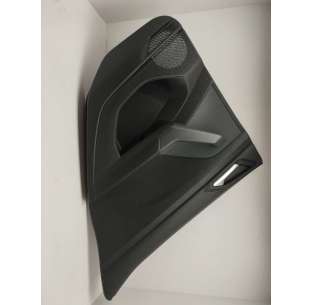 GUARNECIDO PUERTA TRASERA...