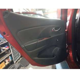 GUARNECIDO PUERTA TRASERA...