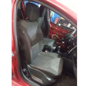 ASIENTO DELANTERO DERECHO... 2