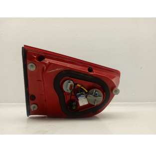 PILOTO TRASERO DERECHO... 2