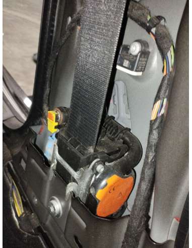 CINTURON SEGURIDAD DELANTERO...