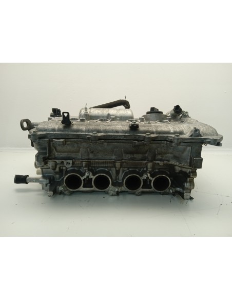 Recambio de culata para toyota auris hybrid active referencia OEM IAM 1110109435  
