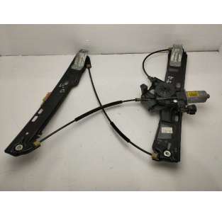 ELEVALUNAS DELANTERO...