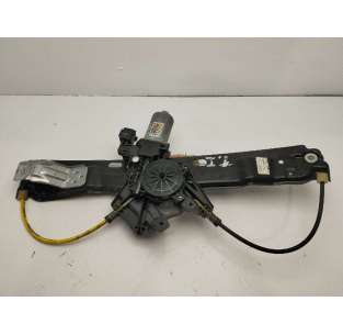 ELEVALUNAS TRASERO...