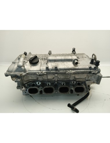 Recambio de culata para toyota auris hybrid active referencia OEM IAM 1110109435  