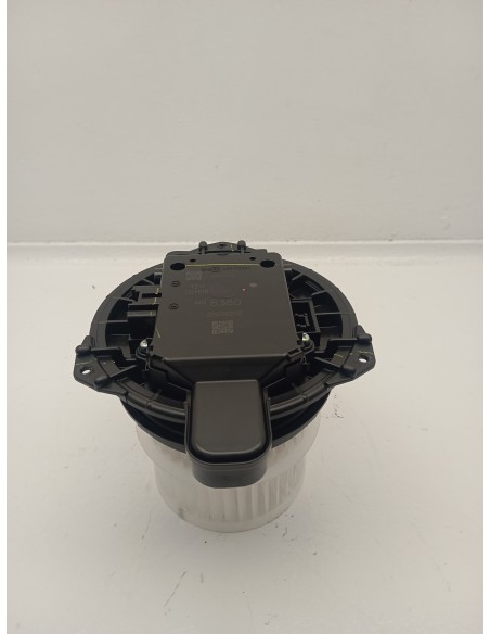 Recambio de motor calefaccion para toyota c-hr (ax2t) hybrid advance referencia OEM IAM 02H08  