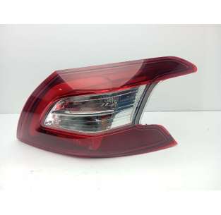 PILOTO TRASERO DERECHO -...