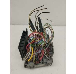 CAJA RELES / FUSIBLES LAND...