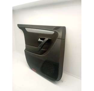 GUARNECIDO PUERTA TRASERA... 2