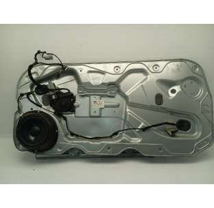 ELEVALUNAS DELANTERO...