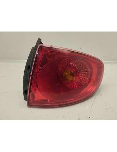 PILOTO TRASERO DERECHO - 817574 /...
