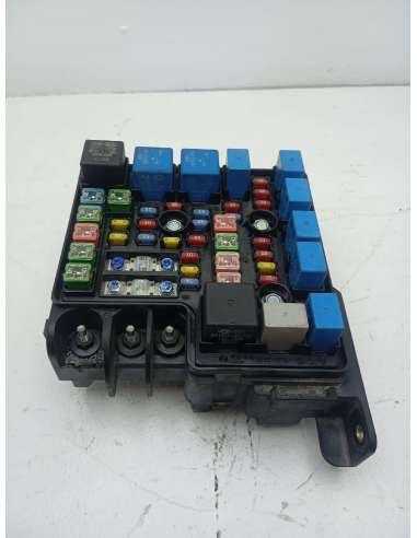 CAJA RELES / FUSIBLES - 818411 /...