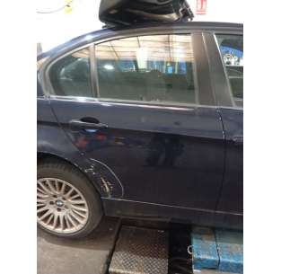 PUERTA TRASERA DERECHA BMW...