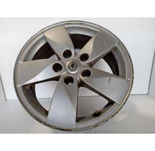 LLANTA RENAULT MEGANE III...