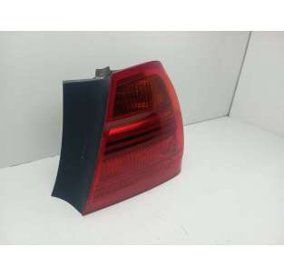 PILOTO TRASERO DERECHO BMW... 2