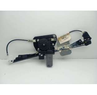 ELEVALUNAS TRASERO DERECHO...