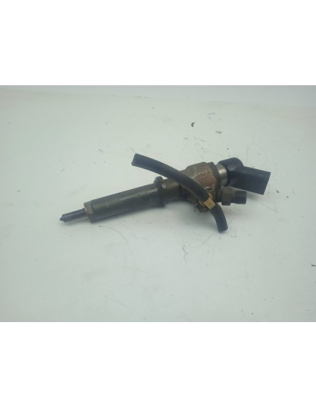 Recambio de inyector para peugeot 307 (s1) xr referencia OEM IAM 9636819380  