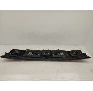 PILOTO TRASERO CENTRAL... 2