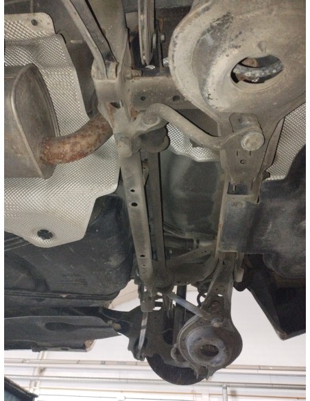 Recambio de puente trasero para volvo v40 kinetic referencia OEM IAM 31406223  