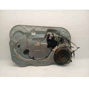 ELEVALUNAS DELANTERO...