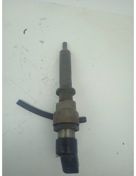 Recambio de inyector para peugeot 307 (s1) xr referencia OEM IAM 9636819380  