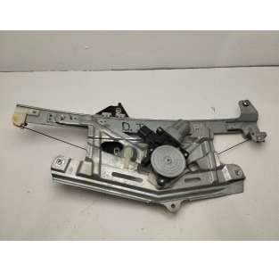 ELEVALUNAS DELANTERO...