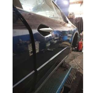 PUERTA DELANTERA DERECHA... 2