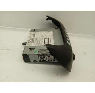 SISTEMA AUDIO / RADIO CD -... 2