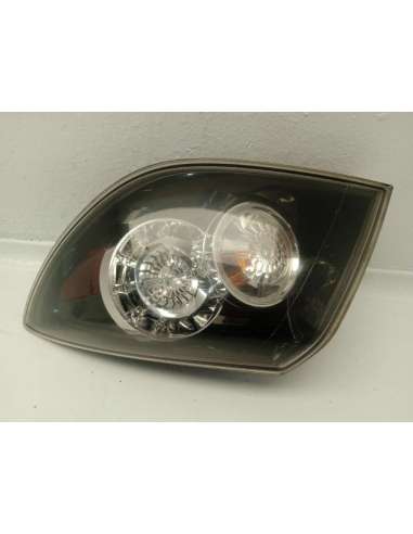 PILOTO TRASERO DERECHO - 819611 /...