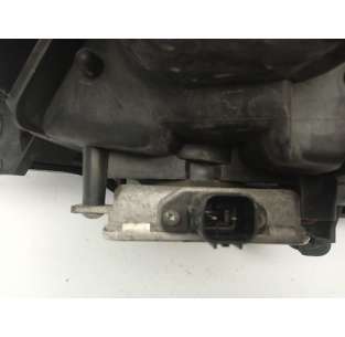 FARO DERECHO MAZDA 3... 2