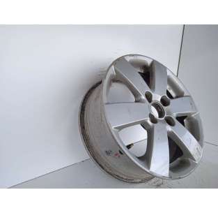 LLANTA SUZUKI SWIFT BERLINA... 2