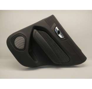 GUARNECIDO PUERTA TRASERA...