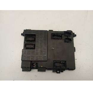 CAJA RELES / FUSIBLES...