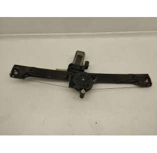 ELEVALUNAS DELANTERO...