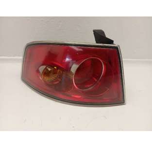 PILOTO TRASERO IZQUIERDO...