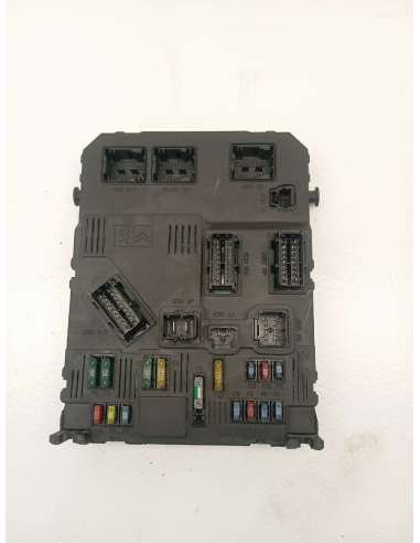 CAJA RELES / FUSIBLES - 820709 /...