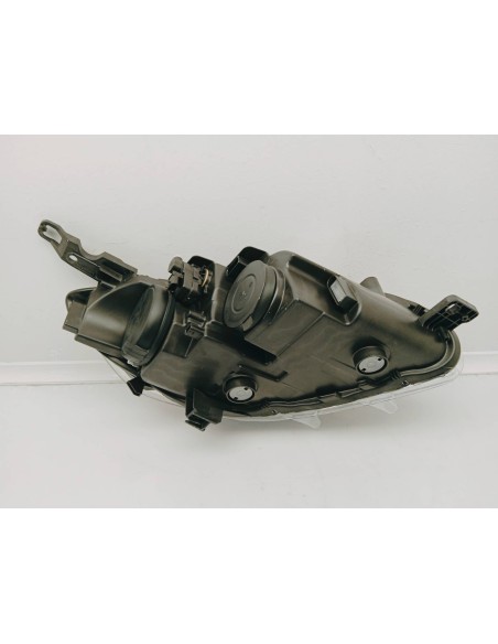 Recambio de faro izquierdo para peugeot 301 referencia OEM IAM   