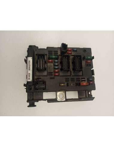 CAJA RELES / FUSIBLES - 821215 /...