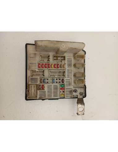 CAJA RELES / FUSIBLES - 821662 /...