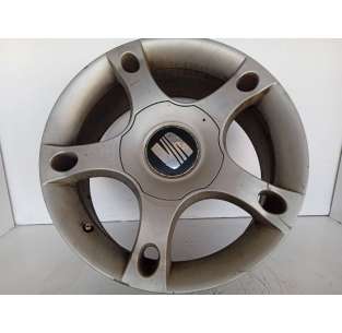 LLANTA - 821570 / 1M0601025M